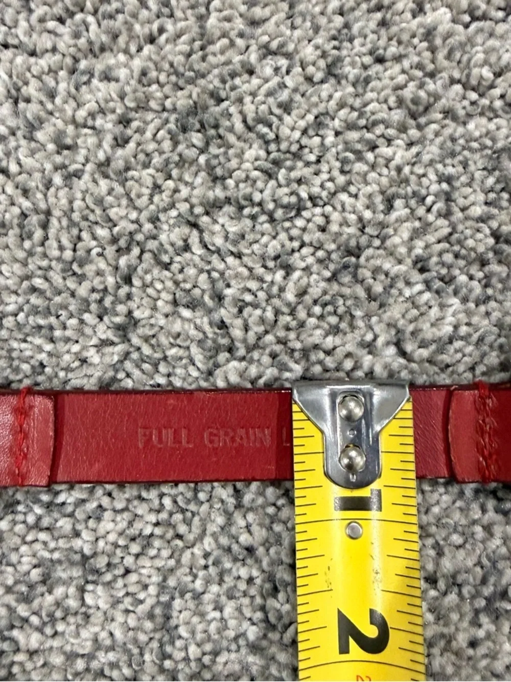 Guess Full Grain Leather .5 “ 5 Silver O-Rings Red Belt Hangs Around Hip Boho S